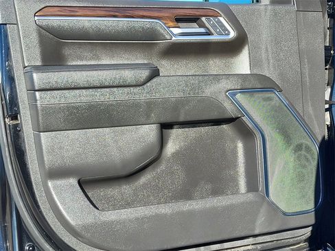 Certified 2024 GMC Sierra 1500 SLT image 6