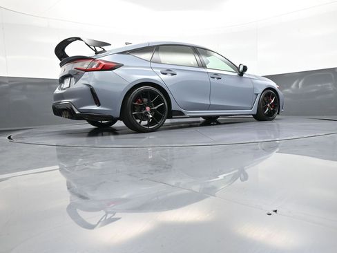 Used 2025 Honda Civic Type R image 29