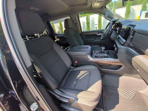 Used 2022 Chevrolet Silverado 1500 RST AWD/4WD image 35