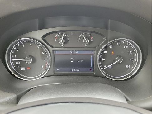 Used 2024 Buick Enclave Essence w/ Technology Package FWD image 17
