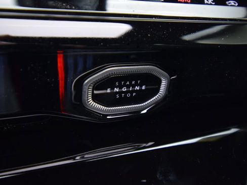 New 2026 Jeep Grand Cherokee 4WD image 21