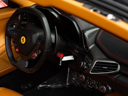 Used 2015 Ferrari 458 Spider RWD image 13