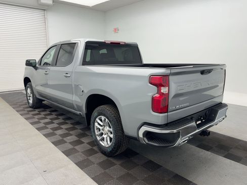New 2026 Chevrolet Silverado 1500 LT image 3