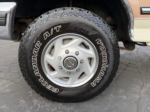 Used 1995 Ford F250 XLT image 23