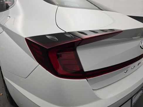 Used 2021 Hyundai Sonata Limited image 18