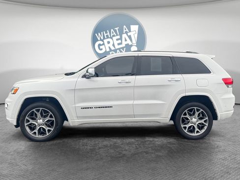 Used 2020 Jeep Grand Cherokee Overland AWD/4WD image 7
