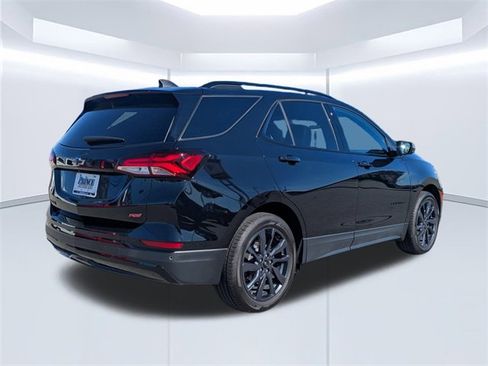 Used 2024 Chevrolet Equinox RS w/ RS Leather Package image 4