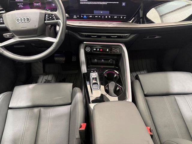 Certified 2025 Audi Q5 Premium Plus AWD/4WD image 9