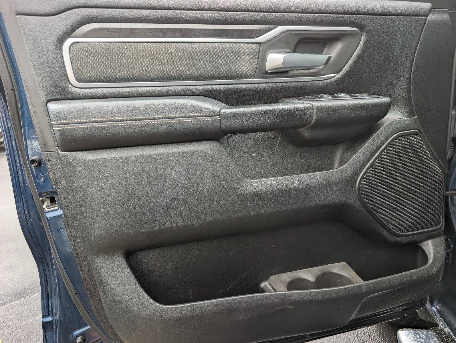 Used 2020 RAM 1500 Big Horn RWD image 14