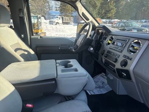 Used 2016 Ford F250 XLT w/ XLT Value Package image 27