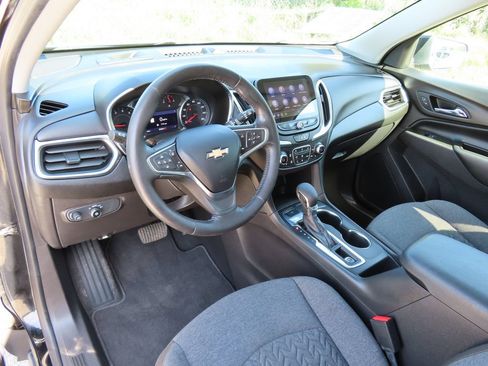 Used 2022 Chevrolet Equinox LT AWD/4WD image 26