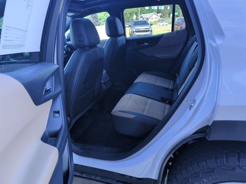 Used 2026 Chevrolet Equinox ACTIV w/ Safety and Technology Package AWD/4WD image 24