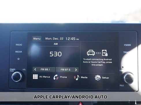 Used 2025 Kia Sportage LX image 6