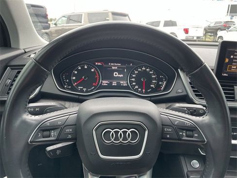Used 2020 Audi Q5 2.0T Premium w/ Convenience Package image 23