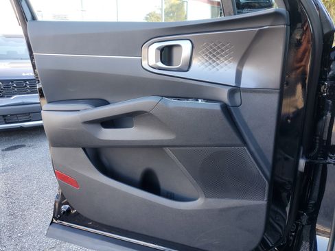 New 2026 Kia Sorento LX image 29