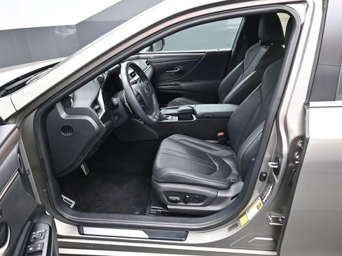 Used 2020 Lexus ES 350 F Sport image 9