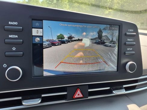 New 2026 Hyundai Elantra Sport FWD image 15