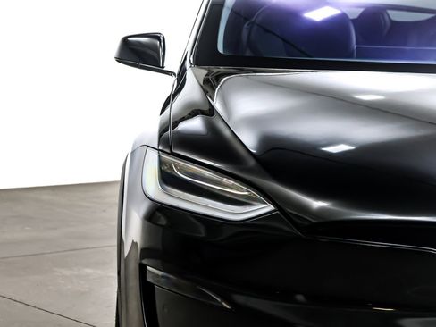 Used 2022 Tesla Model X image 13