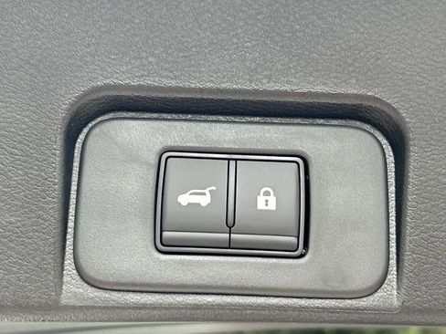 New 2026 Nissan Rogue SV AWD/4WD image 13