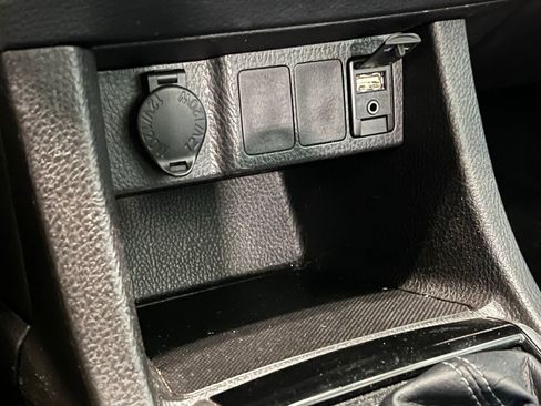 Used 2014 Toyota Corolla S FWD image 23