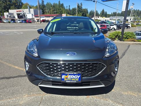 Used 2022 Ford Escape SEL w/ Technology Package FWD image 2