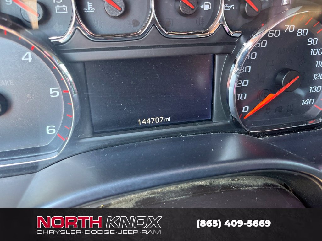Used 2015 GMC Sierra 1500 SLT w/ Driver Alert Package AWD/4WD image 6
