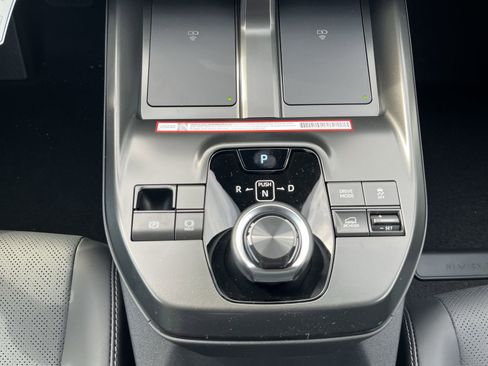 New 2026 Subaru Solterra Premium image 23