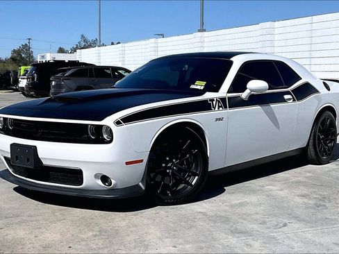 Used 2021 Dodge Challenger R/T Scat Pack w/ T/A Package image 2