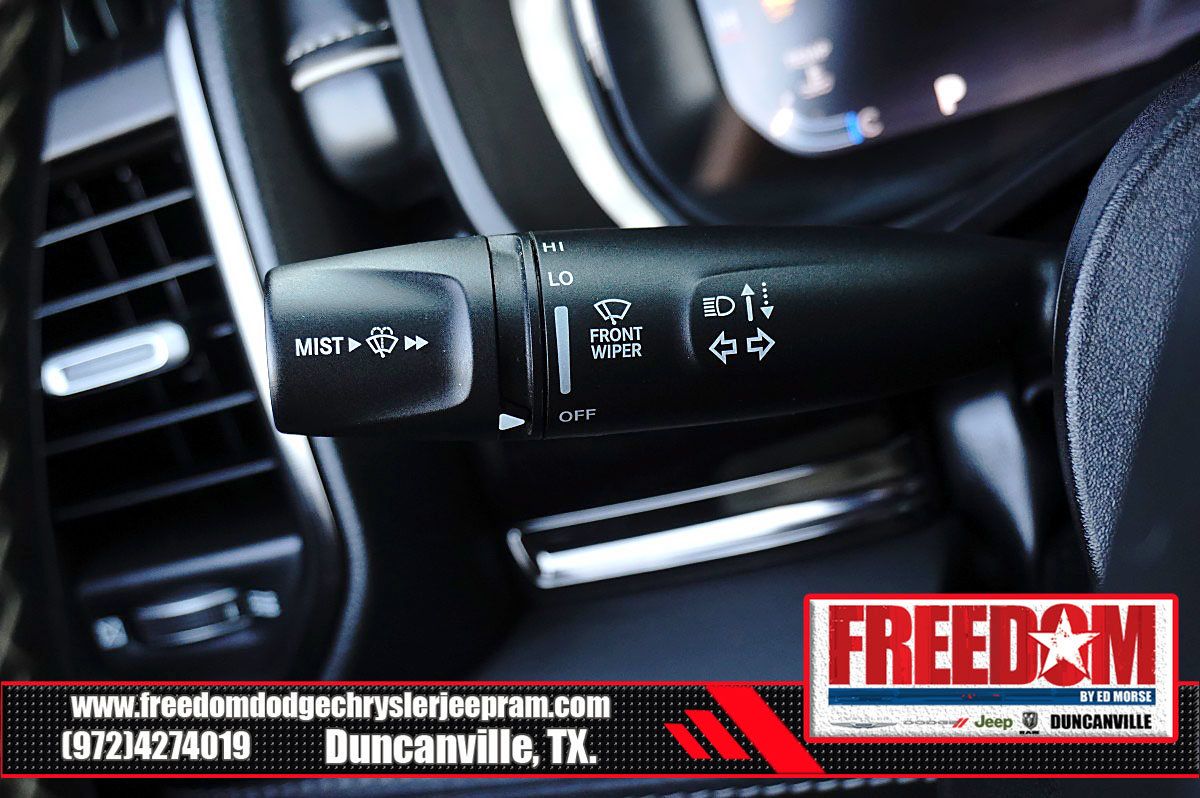 Used 2025 RAM 1500 Limited w/ Off Road Group AWD/4WD image 31