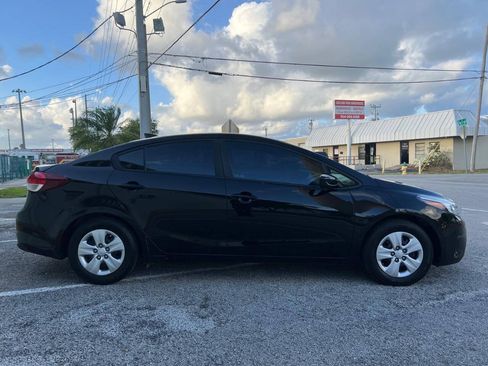 Used 2018 Kia Forte LX FWD image 21