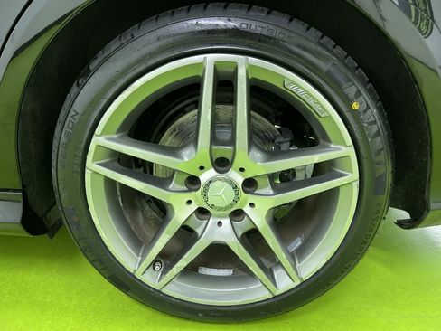 Used 2016 Mercedes-Benz E 350 4MATIC Sedan w/ Premium Package image 14