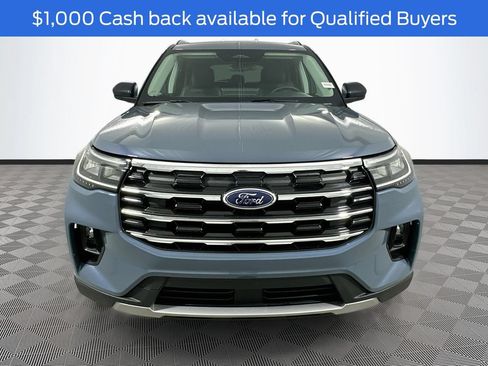 New 2026 Ford Explorer Active w/ Active Comfort Package AWD/4WD image 2
