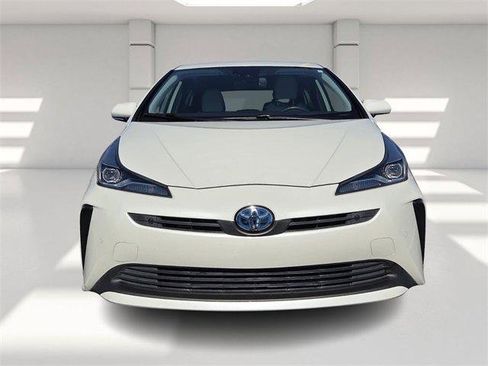 Used 2019 Toyota Prius Limited image 8
