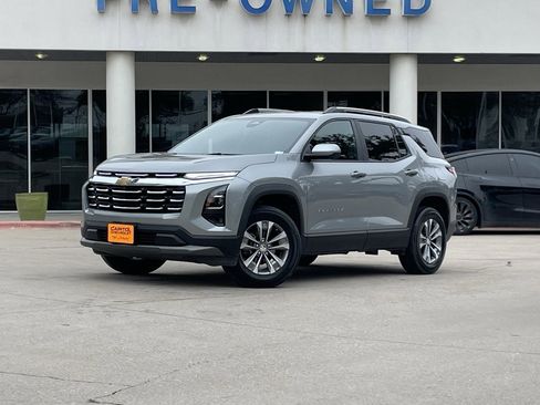 Certified 2025 Chevrolet Equinox LT w/ Convenience Package II image 2