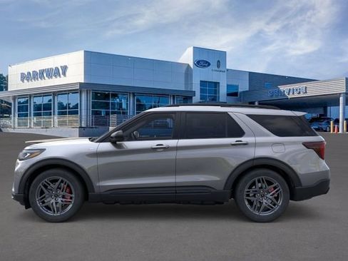 New 2026 Ford Explorer ST-Line w/ ST-Line Street Pack image 3