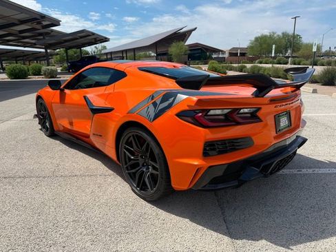 Used 2024 Chevrolet Corvette Z06 w/ Z07 Performance Package image 6