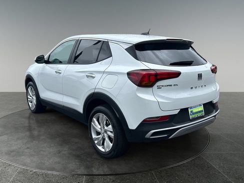 Used 2025 Buick Encore GX Preferred AWD/4WD image 8