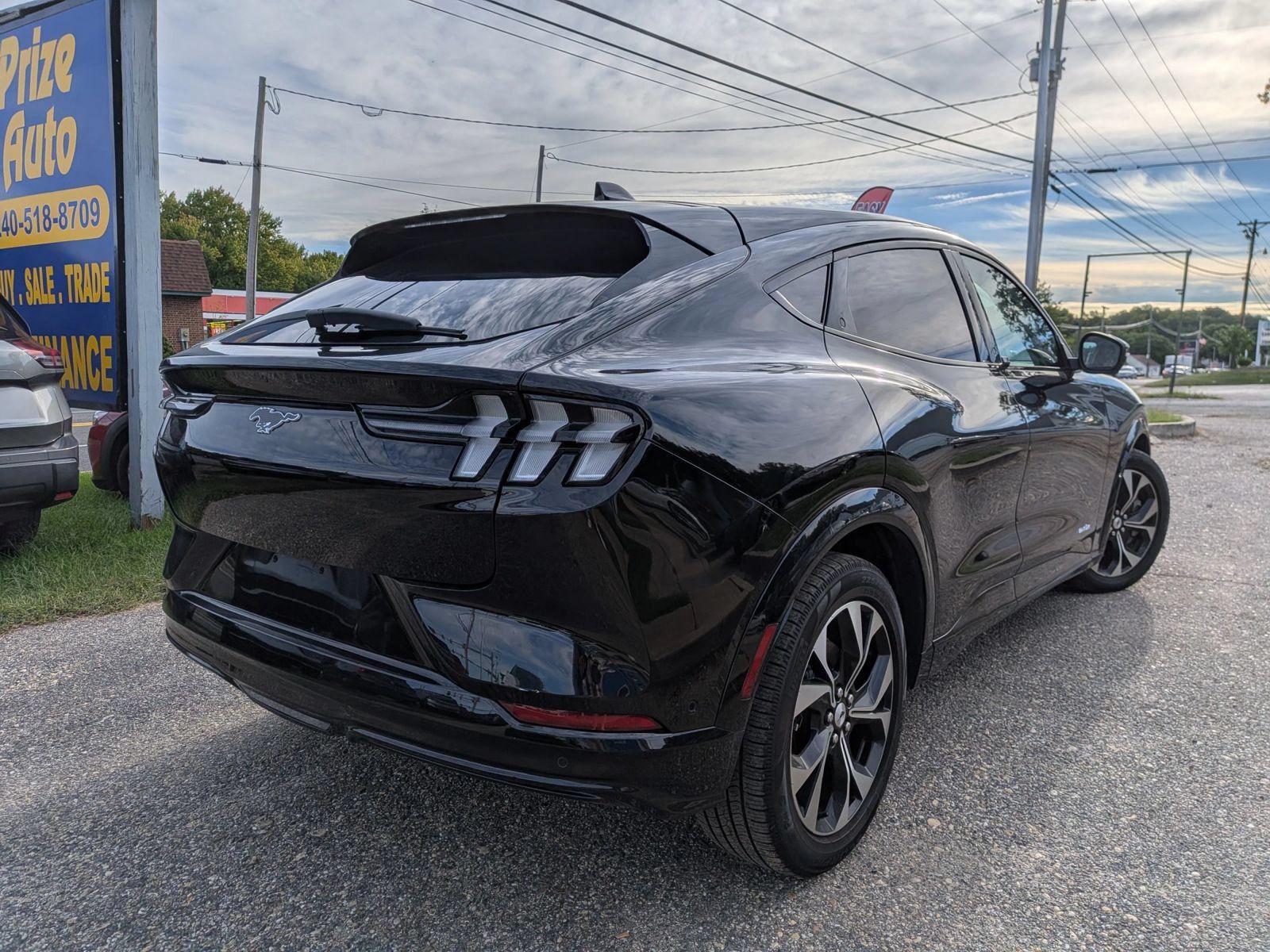 Used 2022 Ford Mustang Mach-E Premium RWD image 5