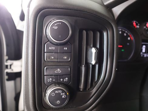 Used 2022 Chevrolet Silverado 2500 W/T w/ WT Fleet Convenience Package image 7