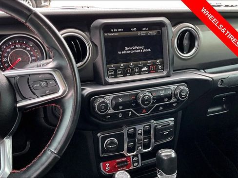 Used 2021 Jeep Gladiator Rubicon AWD/4WD image 6
