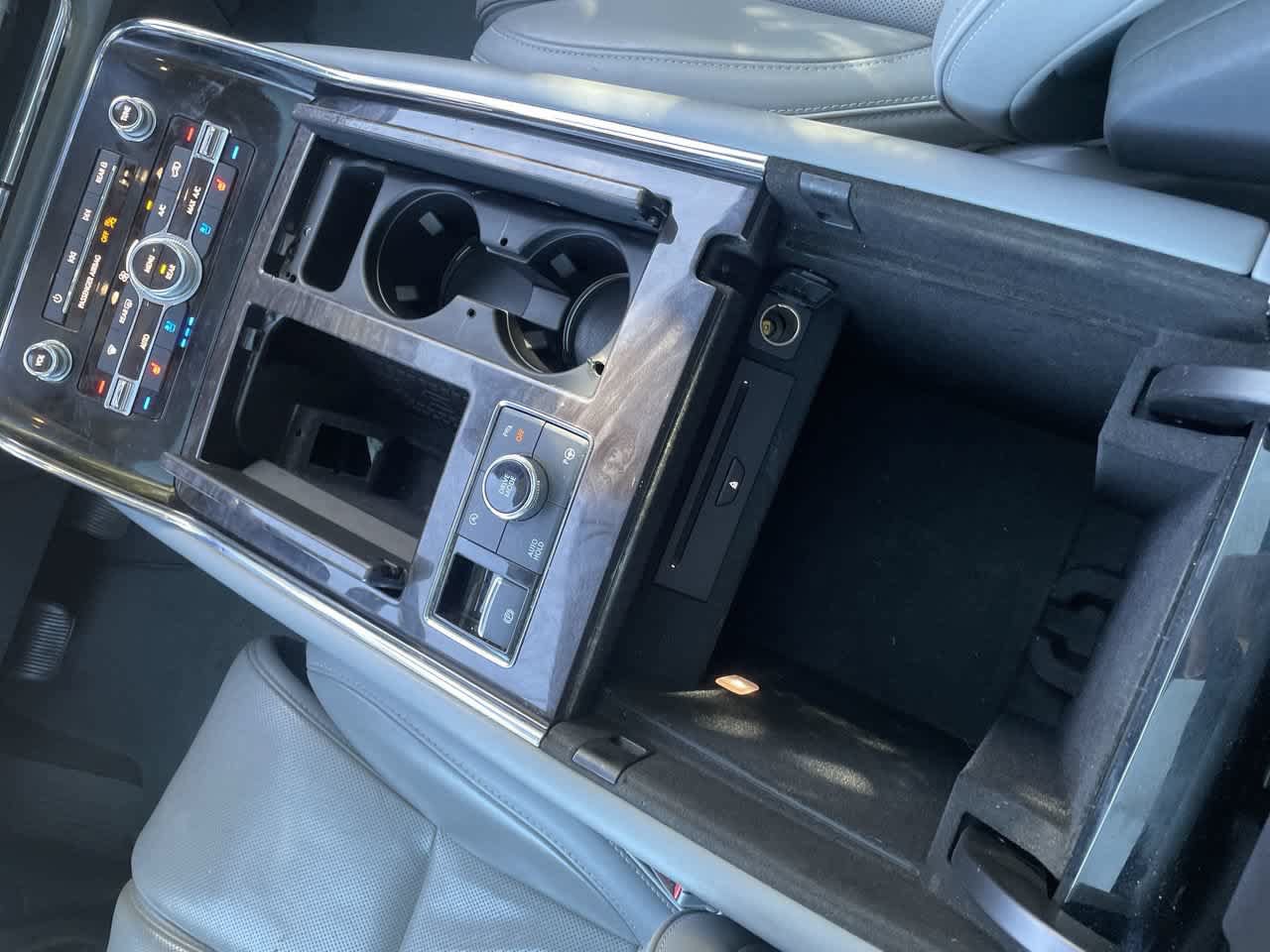 Used 2019 Lincoln Navigator Reserve AWD/4WD image 28