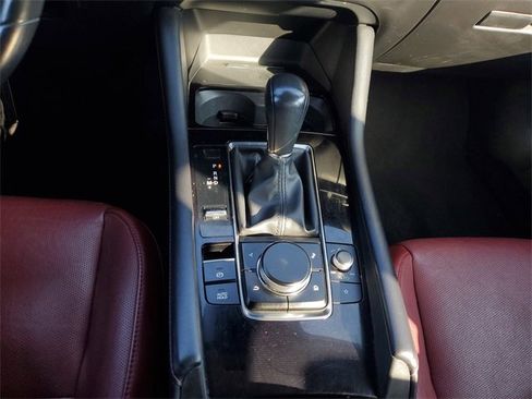 Used 2024 MAZDA MAZDA3 s image 21