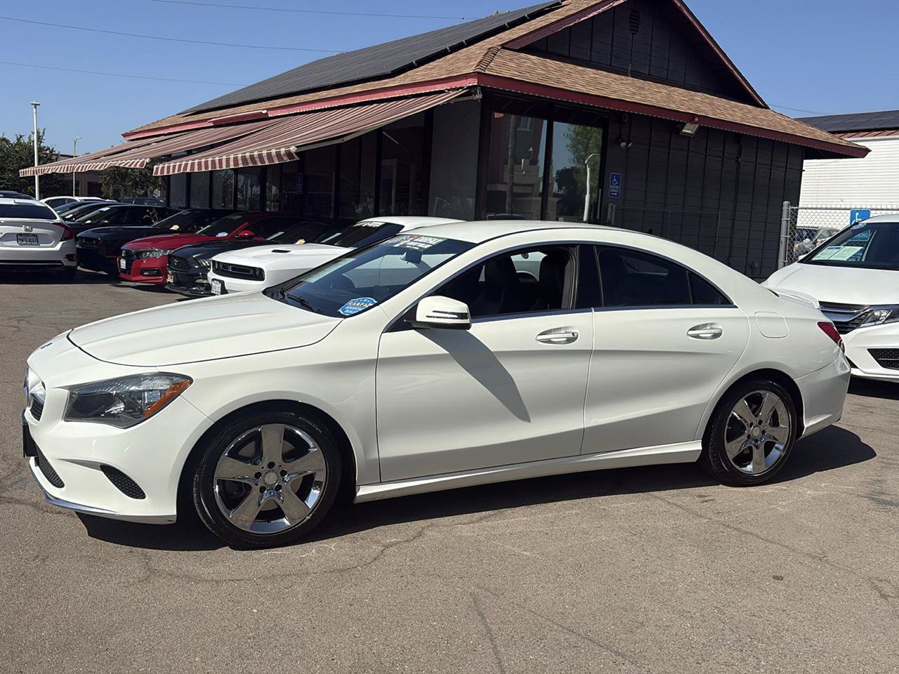 Used 2017 Mercedes-Benz CLA 250 image 4
