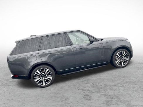 Used 2024 Land Rover Range Rover SE AWD/4WD image 7