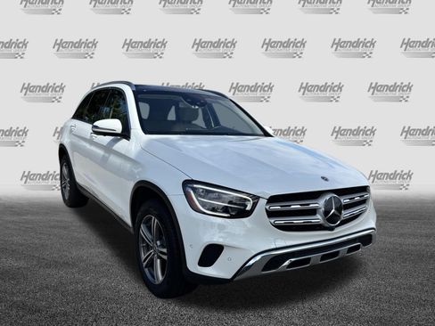 Used 2020 Mercedes-Benz GLC 300 4MATIC image 2