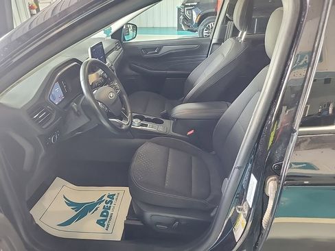 Used 2023 Ford Escape Active w/ Cold Weather Package FWD image 3