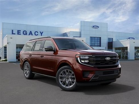 New 2027 Ford Expedition Platinum w/ Stealth Appearance Package AWD/4WD image 4