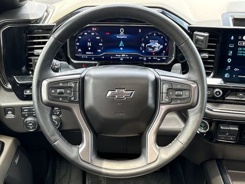 Used 2025 Chevrolet Silverado 1500 ZR2 w/ Technology Package AWD/4WD image 32