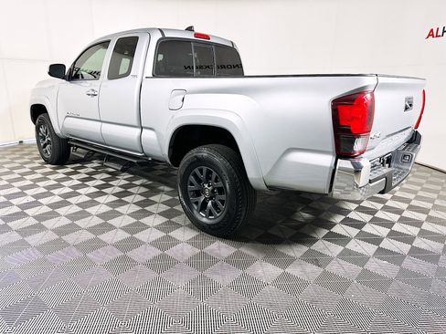 Used 2023 Toyota Tacoma SR5 w/ SR5 Appearance Package image 5