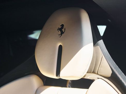 Used 2022 Ferrari SF90 Stradale image 51